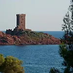 Le 21 2* Saint-Raphaël