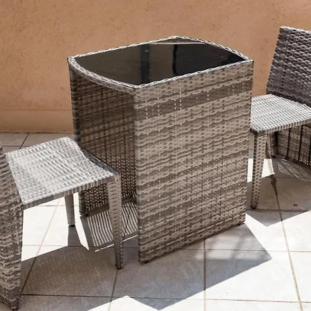 Le 21 Saint-Raphael (Var)