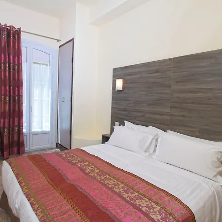 Le 21 Ξενοδοχείο 2*