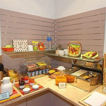 Le 21 2* Сен-Рафаель