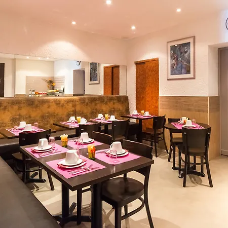 Готель Le 21 Сен-Рафаель