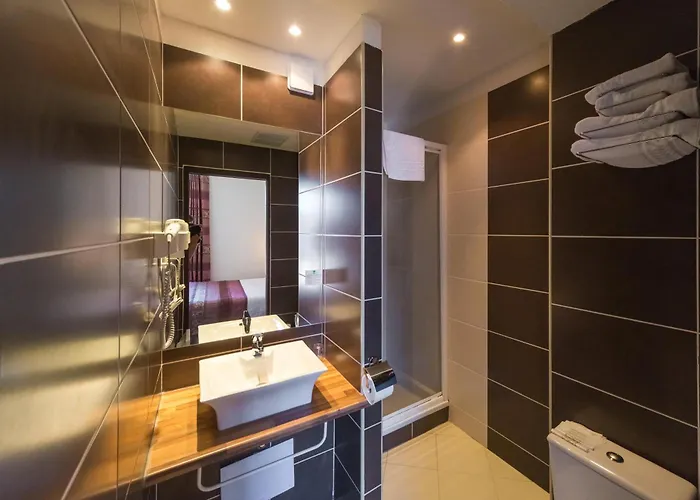 Le 21 2* Saint-Raphael (Var)