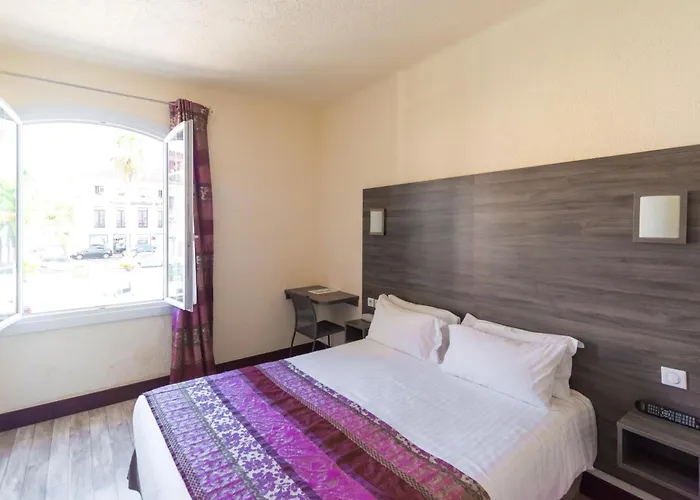 Hotel Le 21 Saint-Raphael (Var)