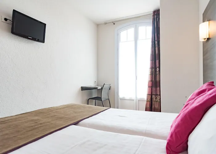 Le 21 Saint-Raphael (Var)